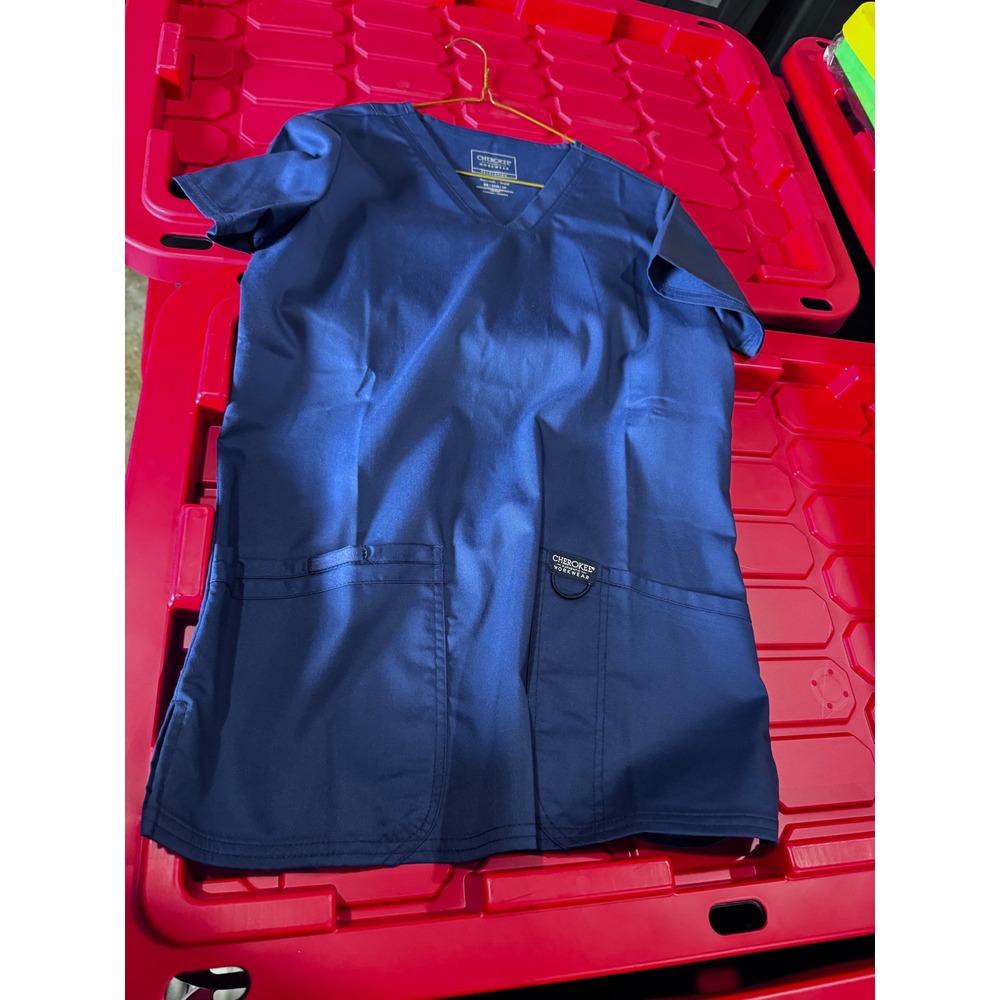 Cherokee Workwear Revolution Navy Blue V-Neck Scrub Top Womens XS WW610